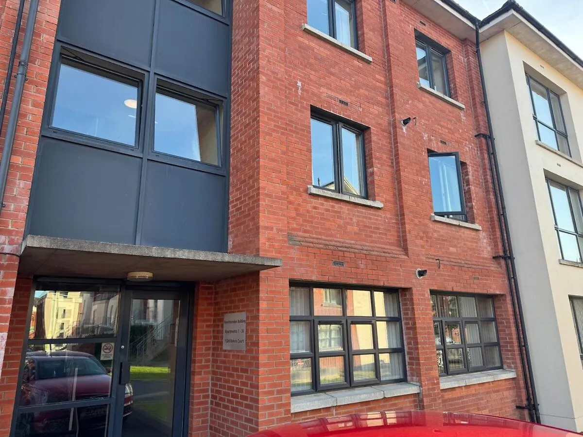 Bright And Modern Central Belfast Apartment